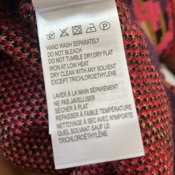 Farm Rio Sweater 🩷🖤💜❤️ NWT - Picture 7 of 8